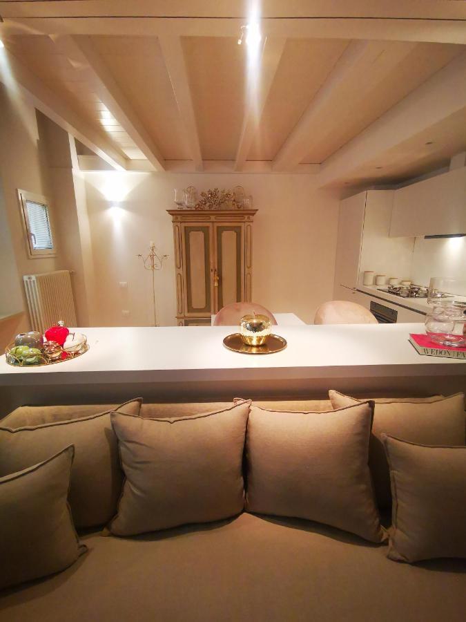 Gombruti14 Boutique Home Bologna Exteriör bild