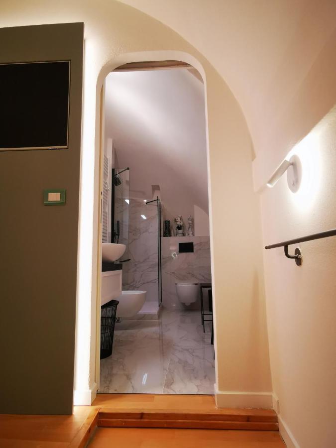 Gombruti14 Boutique Home Bologna Exteriör bild