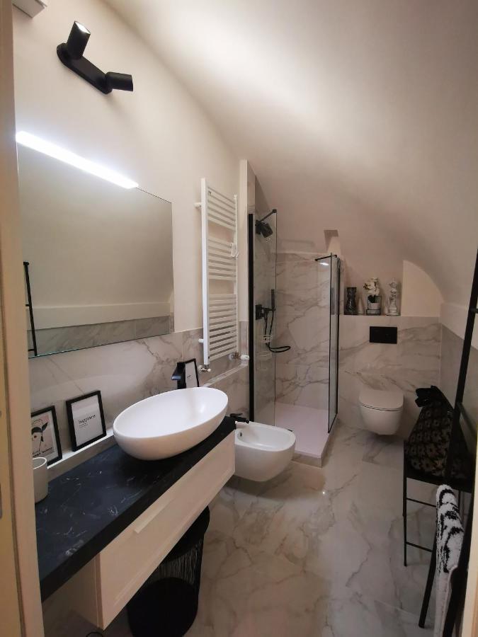 Gombruti14 Boutique Home Bologna Exteriör bild