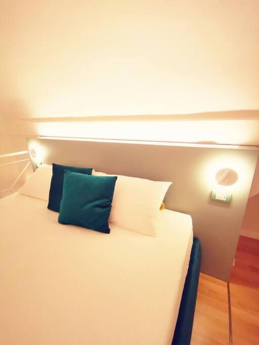 Gombruti14 Boutique Home Bologna Exteriör bild