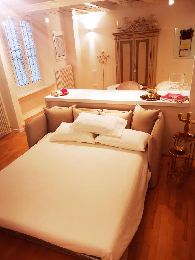 Gombruti14 Boutique Home Bologna Exteriör bild